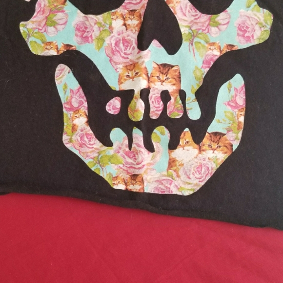 ‼SOLD‼Kitten Skull Crop Top - Picture 8 of 8